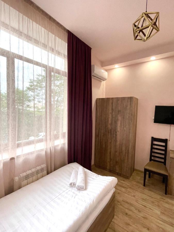 Glendale Boutique Hotel Yerevan Exterior photo